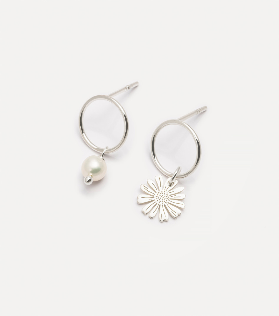 Srebrne kolczyki z zawieszką i kamieniem