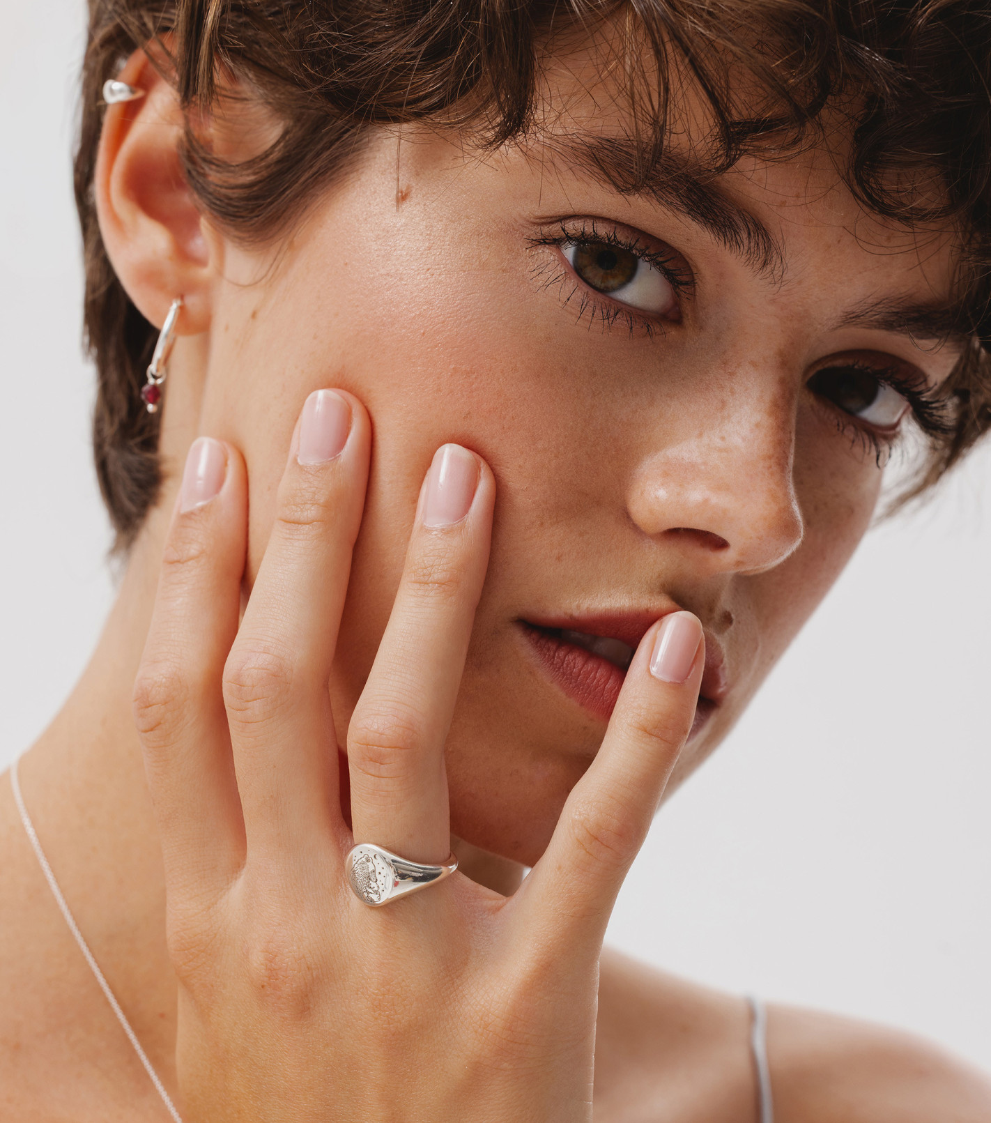 Srebrny sygnet z grawerem dla mamy