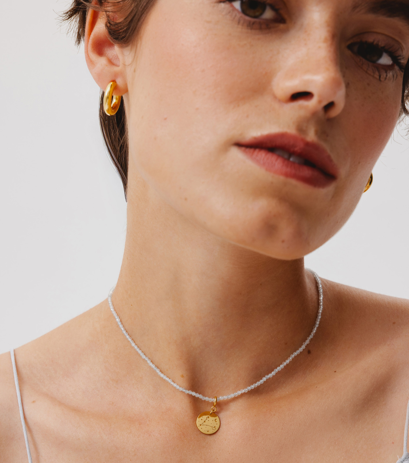 Pozłacany choker z kamieniami naturalnymi Pozłacany choker z kamieniami naturalnymi
