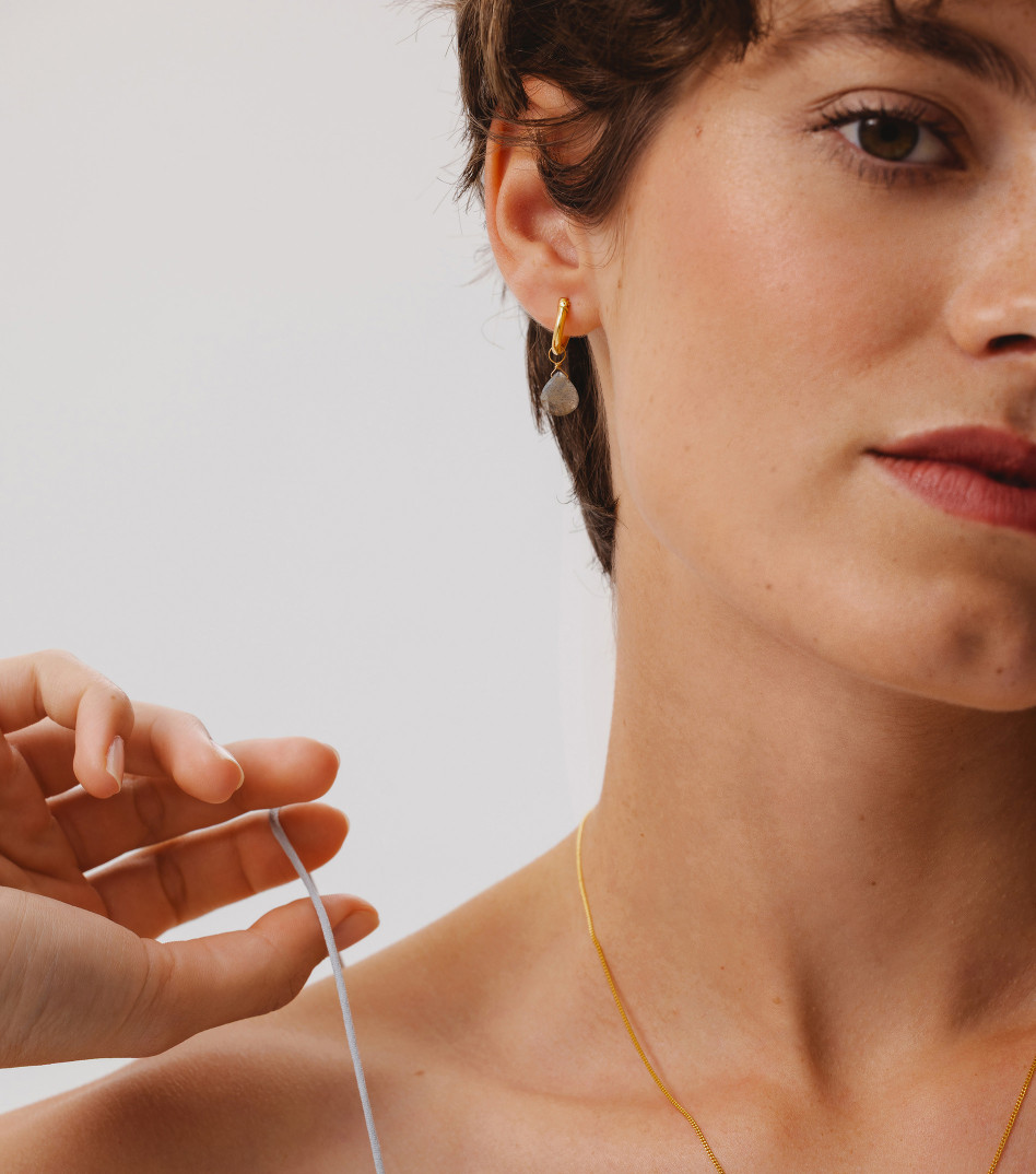 Pozłacane kamienie do kolczyków kół