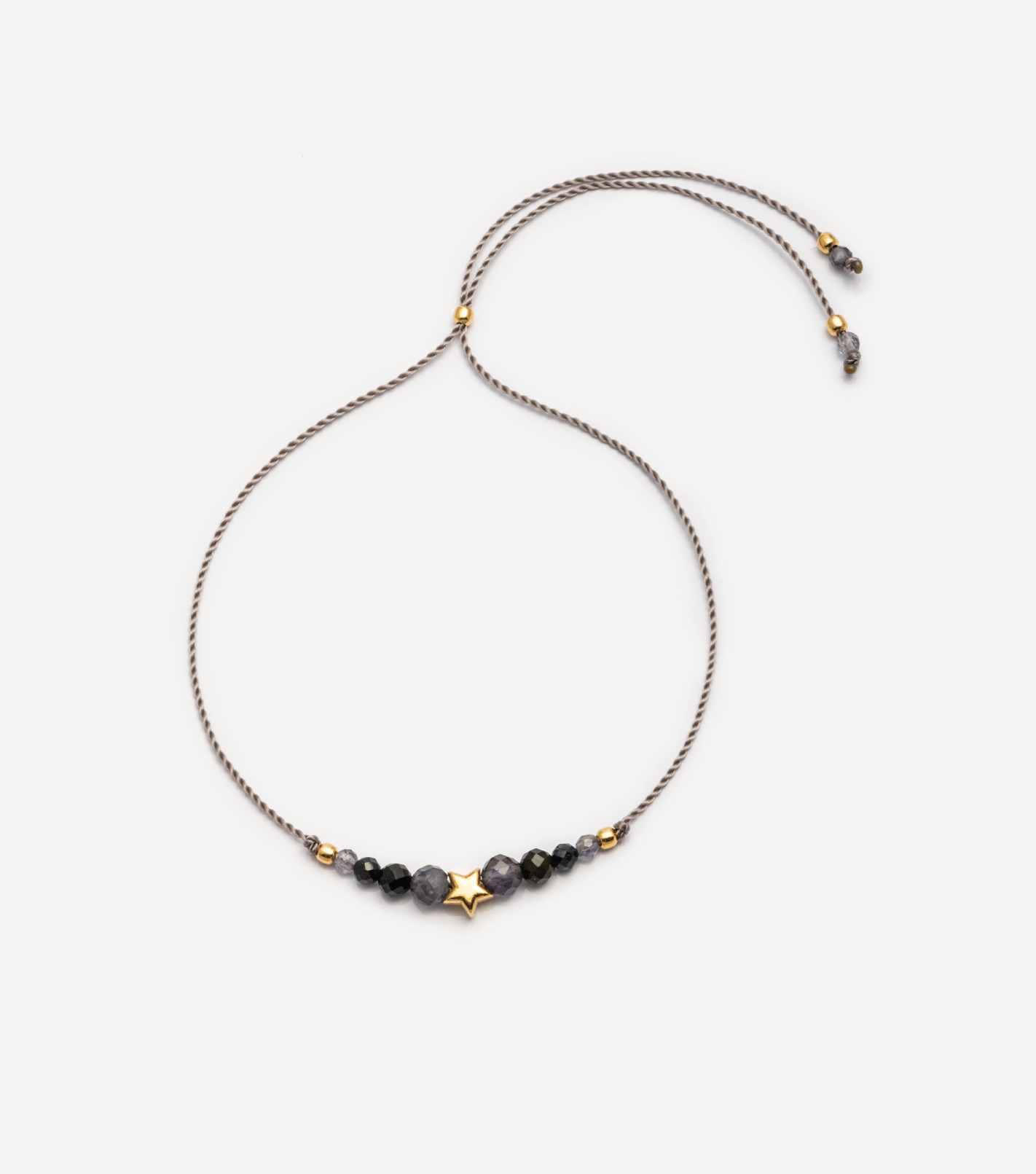 Pozłacana bransoletka na sznureczku