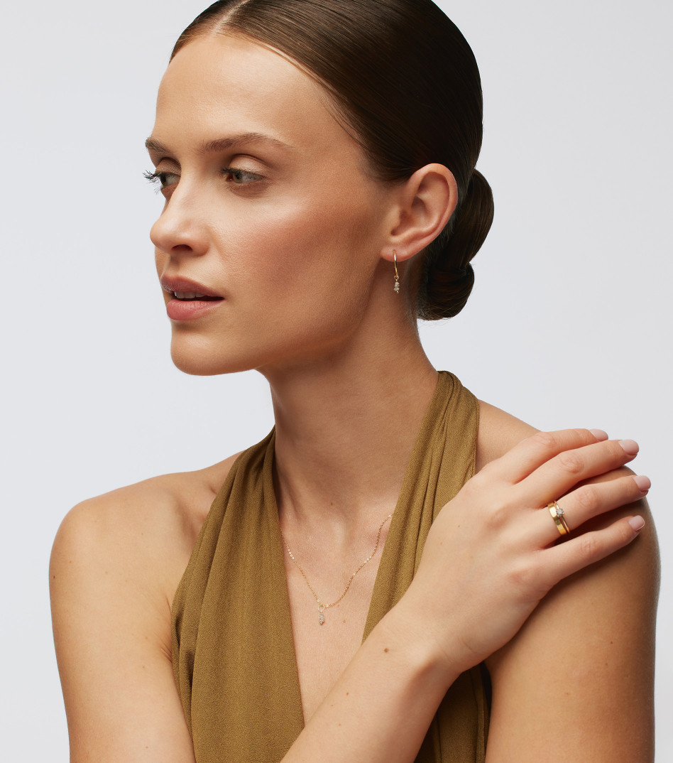 Złoty pierścionek z diamentem 4 mm