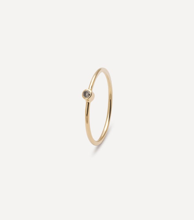 Złoty pierścionek z diamentem