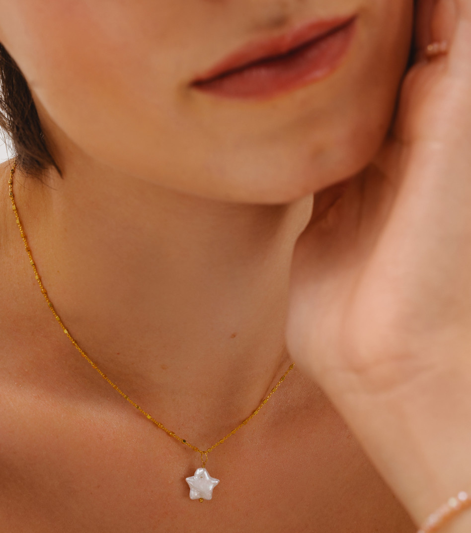 Pozłacany naszyjnik z perłą