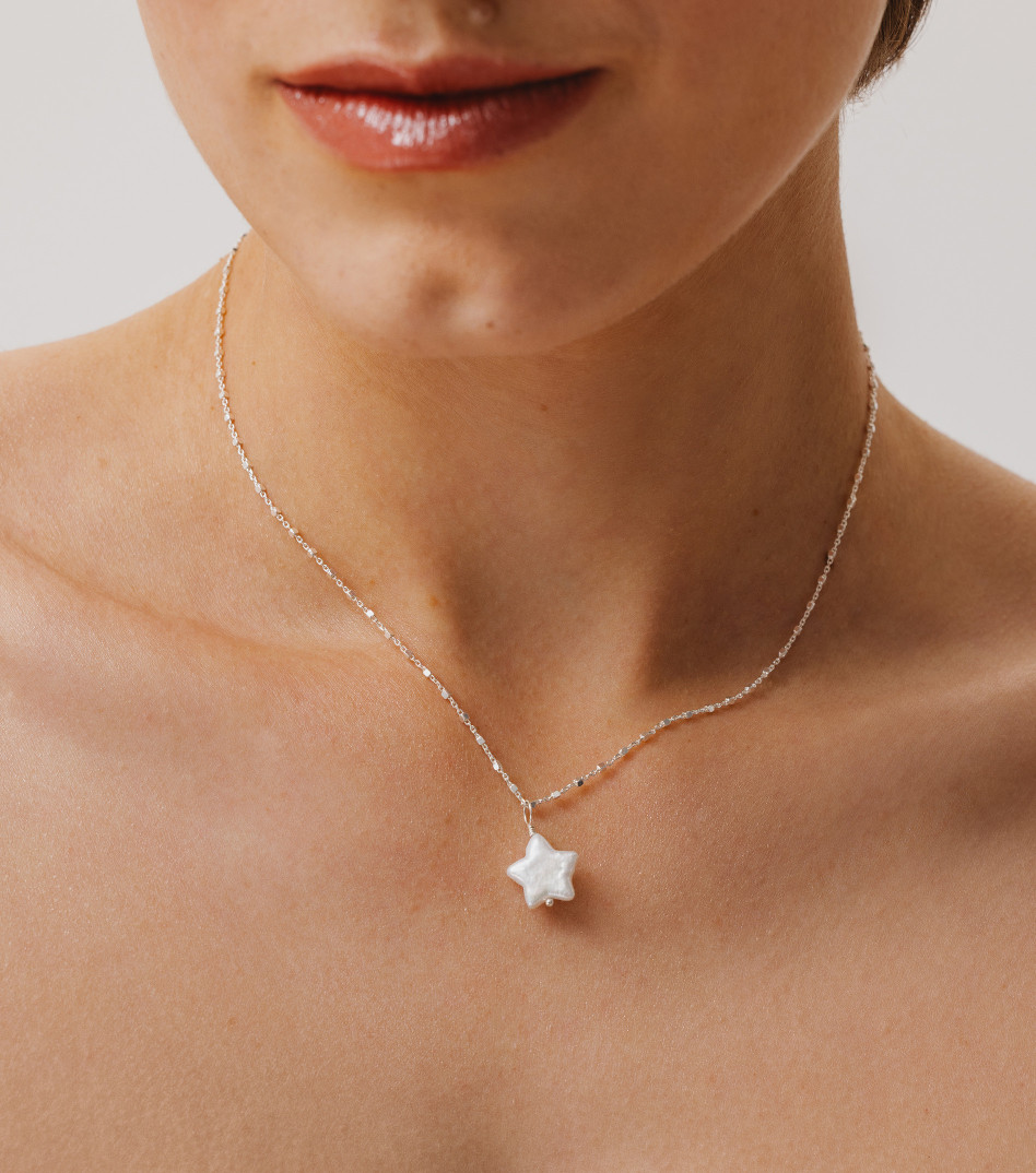 Srebrny naszyjnik z perłą