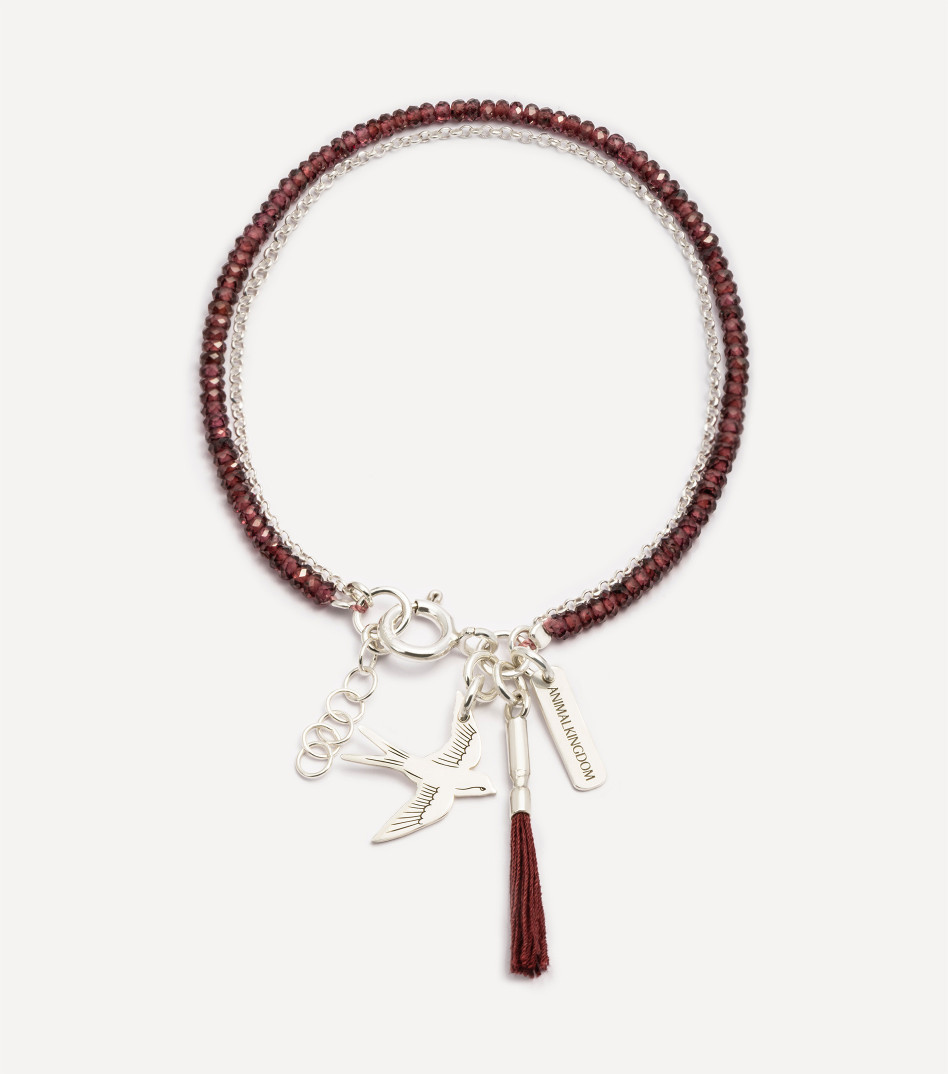 Srebrna bransoletka z granatami i zawieszką