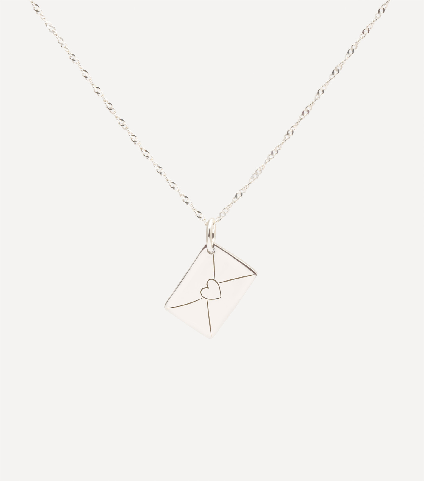 Srebrny łańcuszek z zawieszką personalizowaną