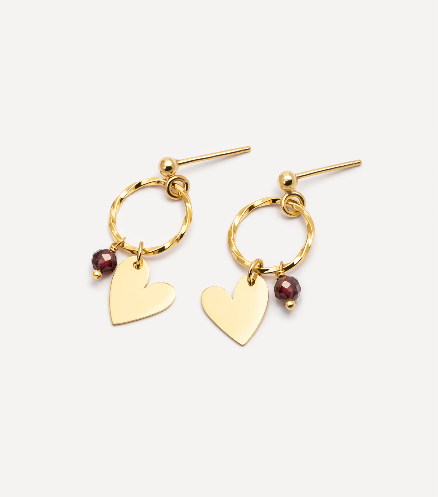 Pozłacane kolczyki z zawieszkami