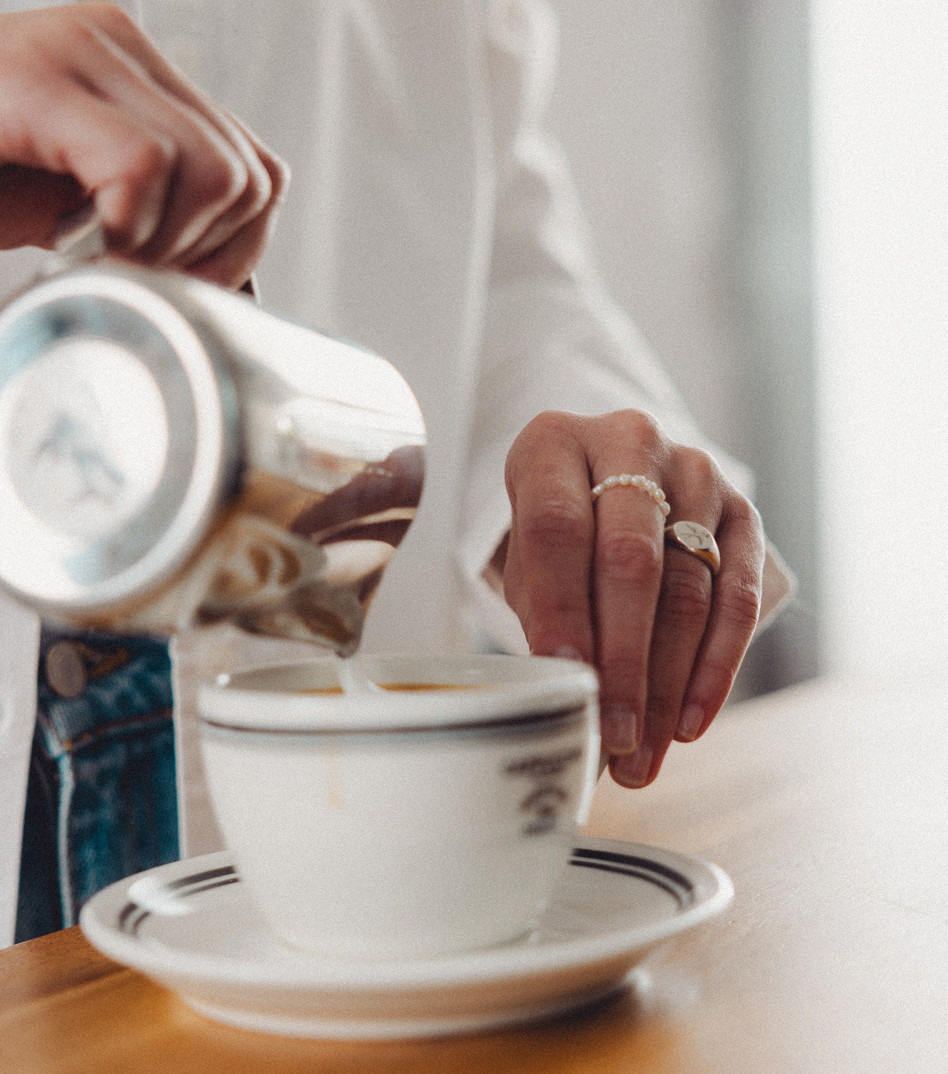 Srebrny sygnet z jaskółką