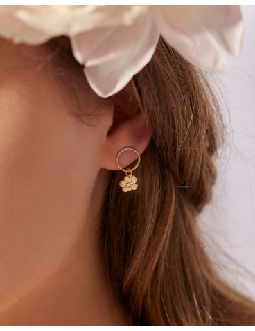 Gold-plated earrings for wedding