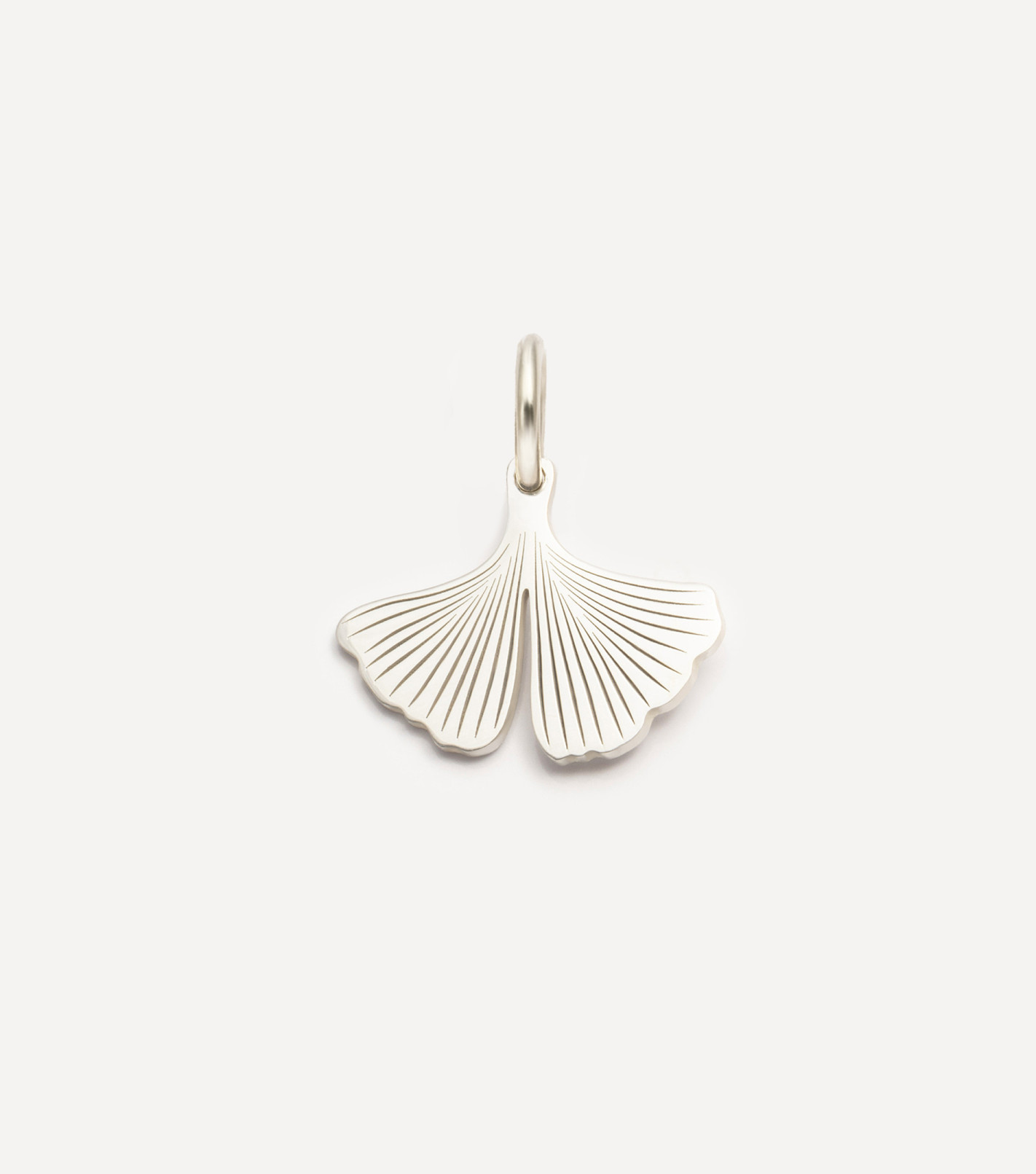 Ginkgo Pendant in Silver