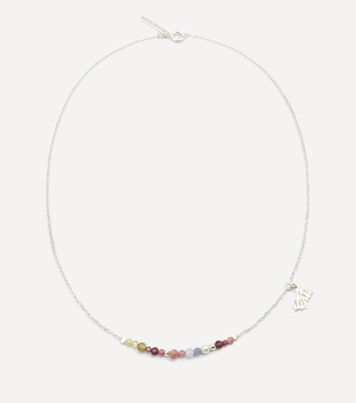 Srebrny łańcuszek z kamieniami i zawieszką