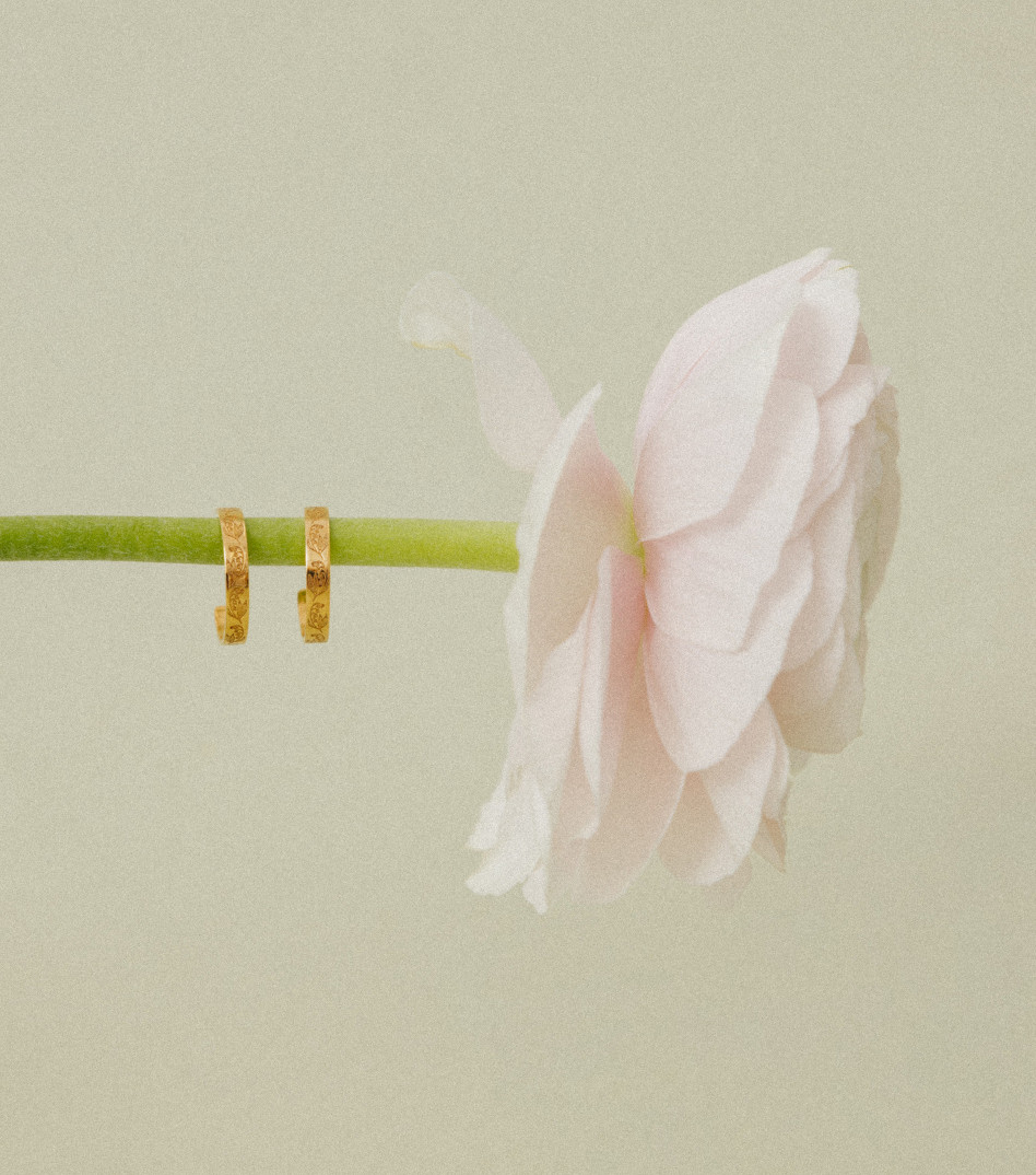 Pozłacane kolczyki koła z konwaliami