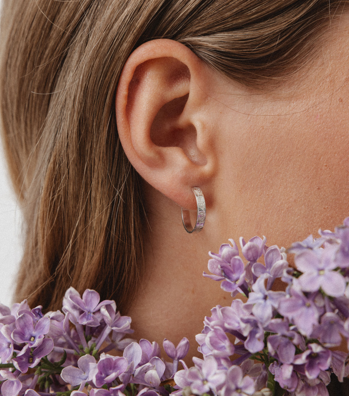 Srebrne kolczyki koła z konwaliami