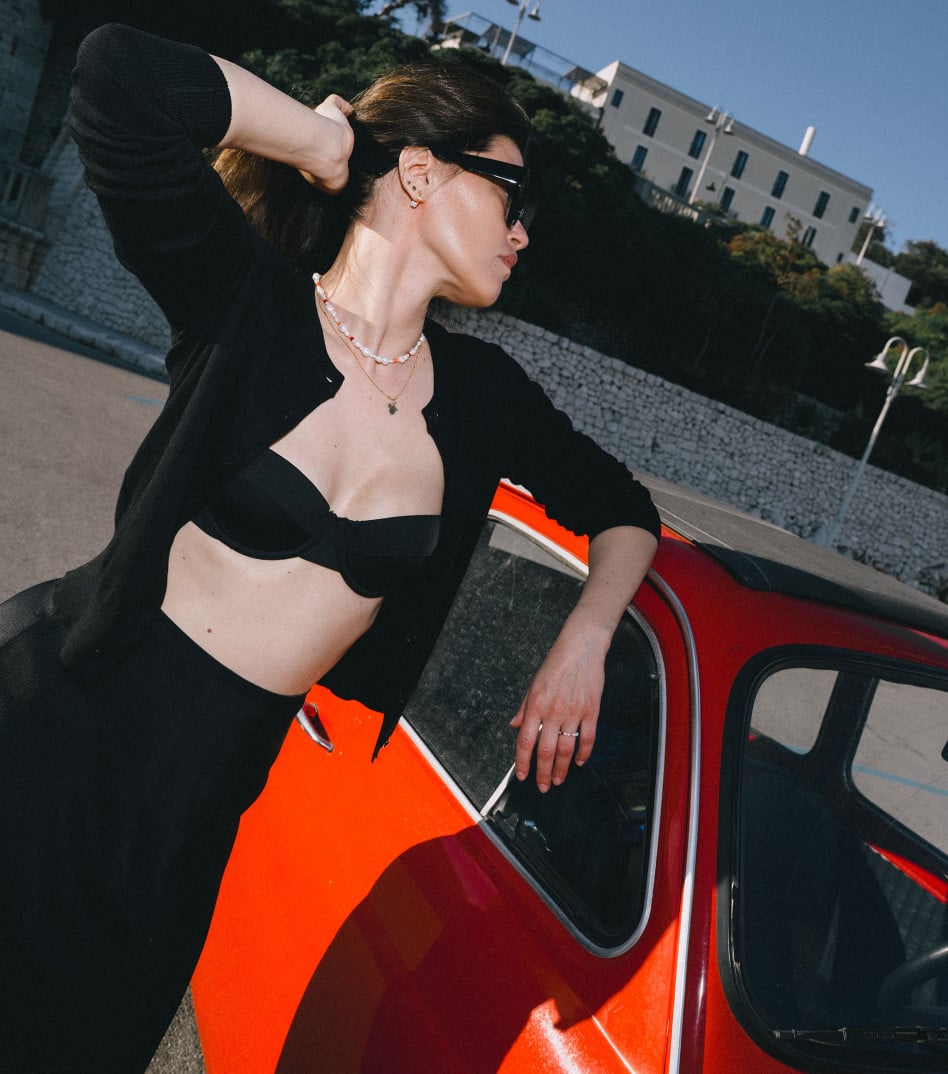 Sulmare Gemstone Choker in Gold