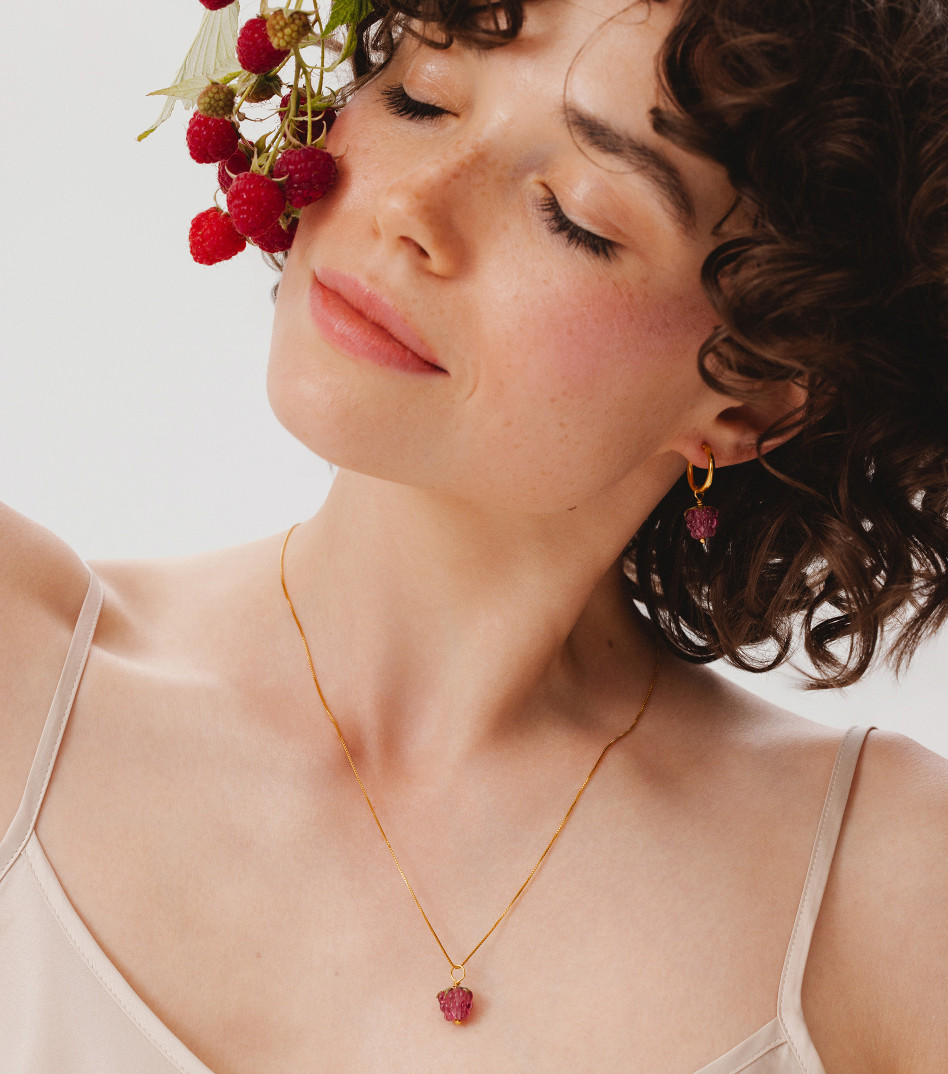 Berry Love Talisman in Gold