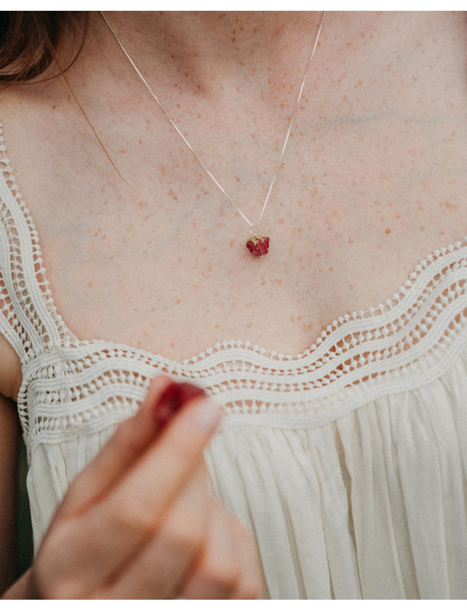 Zawieszka srebrna Berry Love