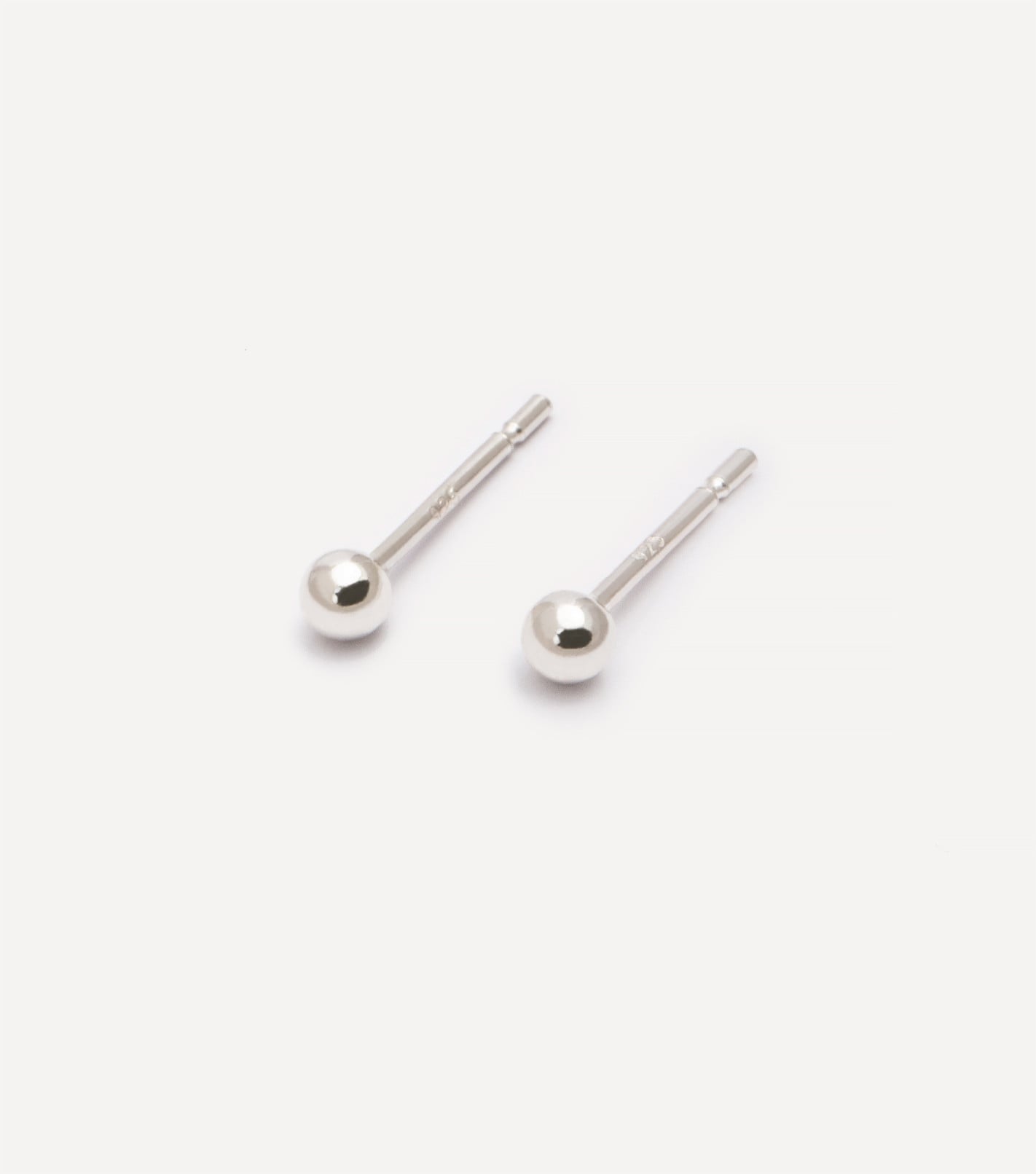 Basic Stud Earrings in Silver